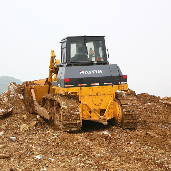 Large Dozer HD32 (3)